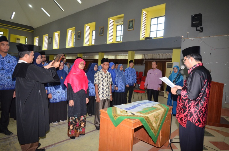 Subbag Okpp Iain Batusangkar Pelantikan Pejabat Dan Pengambilan Sumpah Pns Iain Batusangkar