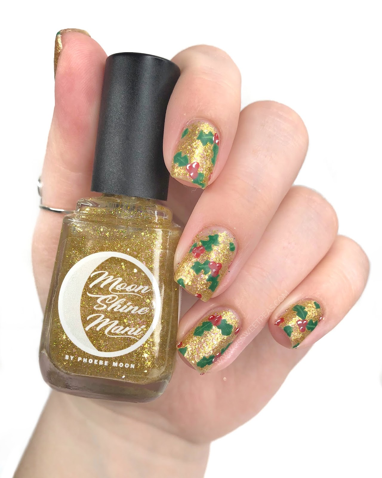 Christmas Holly Nail Art — 25 Sweetpeas
