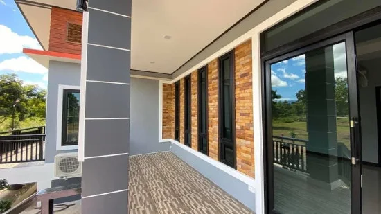 Teras rumah minimalis Teras rumah minimalis