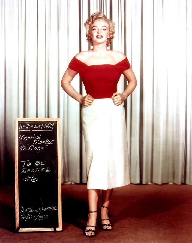 marilyn monroe hourglass body