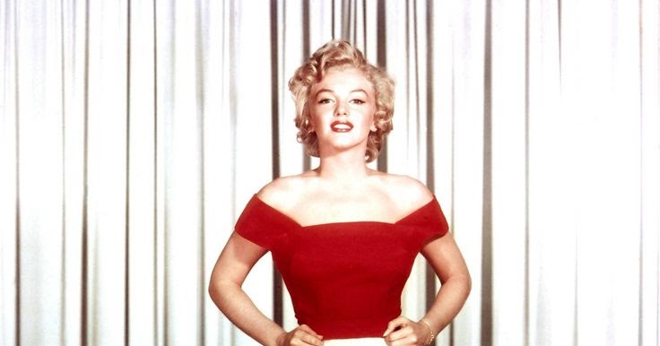 Interesting Photos of Marilyn Monroe Wardrobe Tests for 'Niagara' in ...