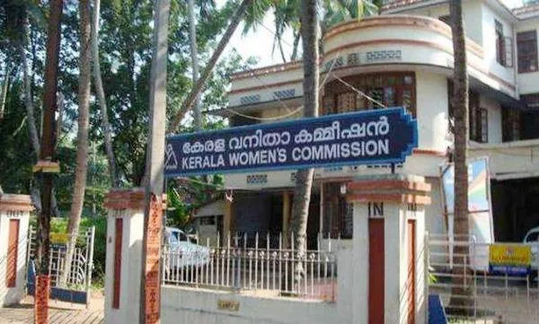 House wife filed complaint in women commission against husband in Kochi, Kochi, News, Complaint, Humor, House Wife, Lifestyle & Fashion, Kerala