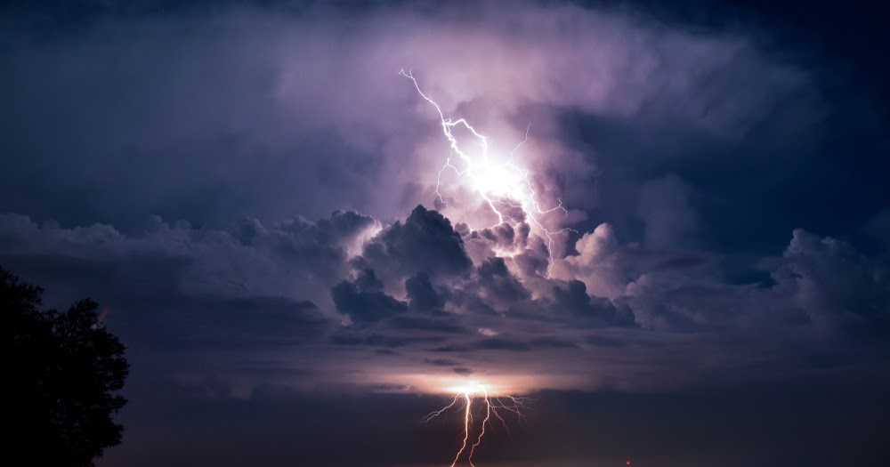 Boating Safety Tips During a Thunderstorm