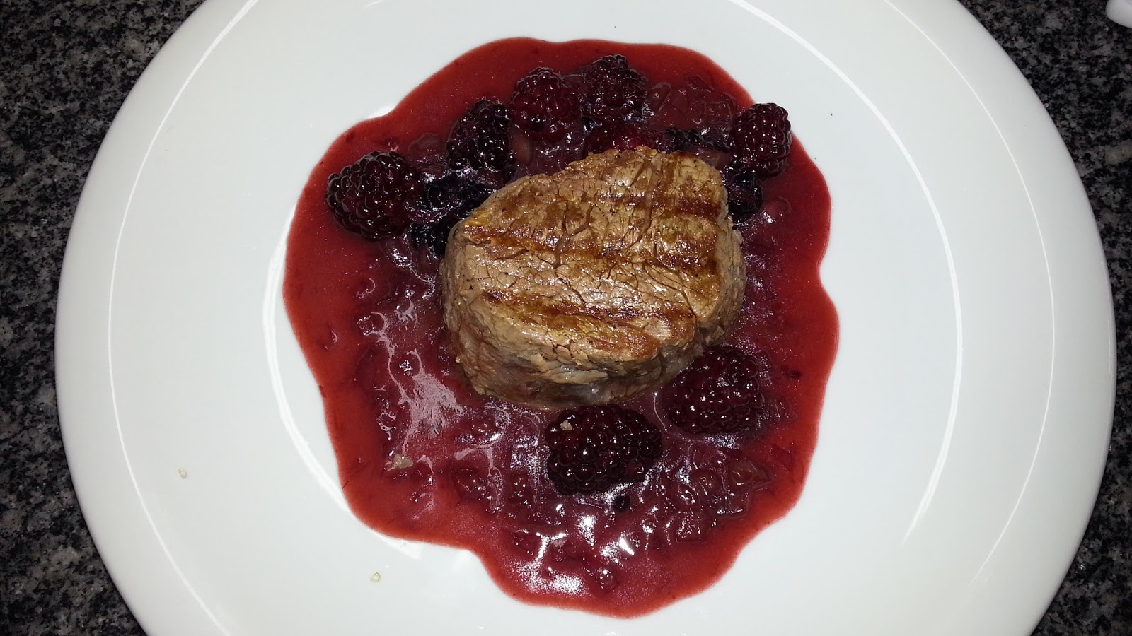 Medaillon de Veau aux Mûres