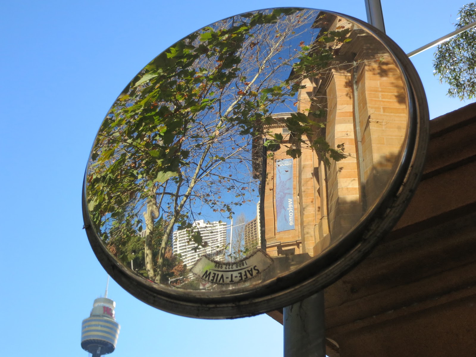 Sydney Australia Mirror picture