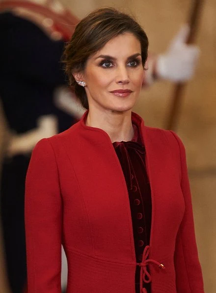 infanta Sofia, King Juan Carlos and Queen Sofia attended the ceremony of Toison de Oro Letizia wore Felpa Varela dress. Princesses wore Pili Carrera and Carolina Herrera