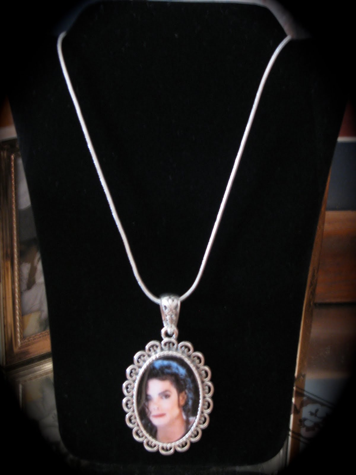 A Touch Of Clasp Michael Jackson Jewelry