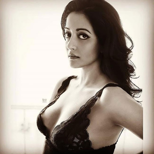 raima sen bikini