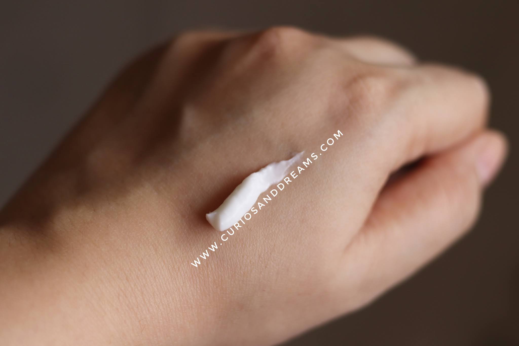 Plum Olive & Macadamia Mega Moisturizing Hair Mask Curios and Dreams