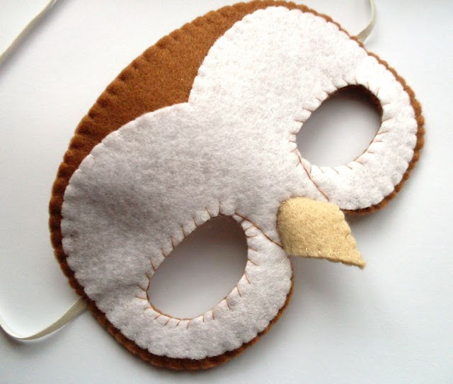 Sew a fun felt barn owl mask!
