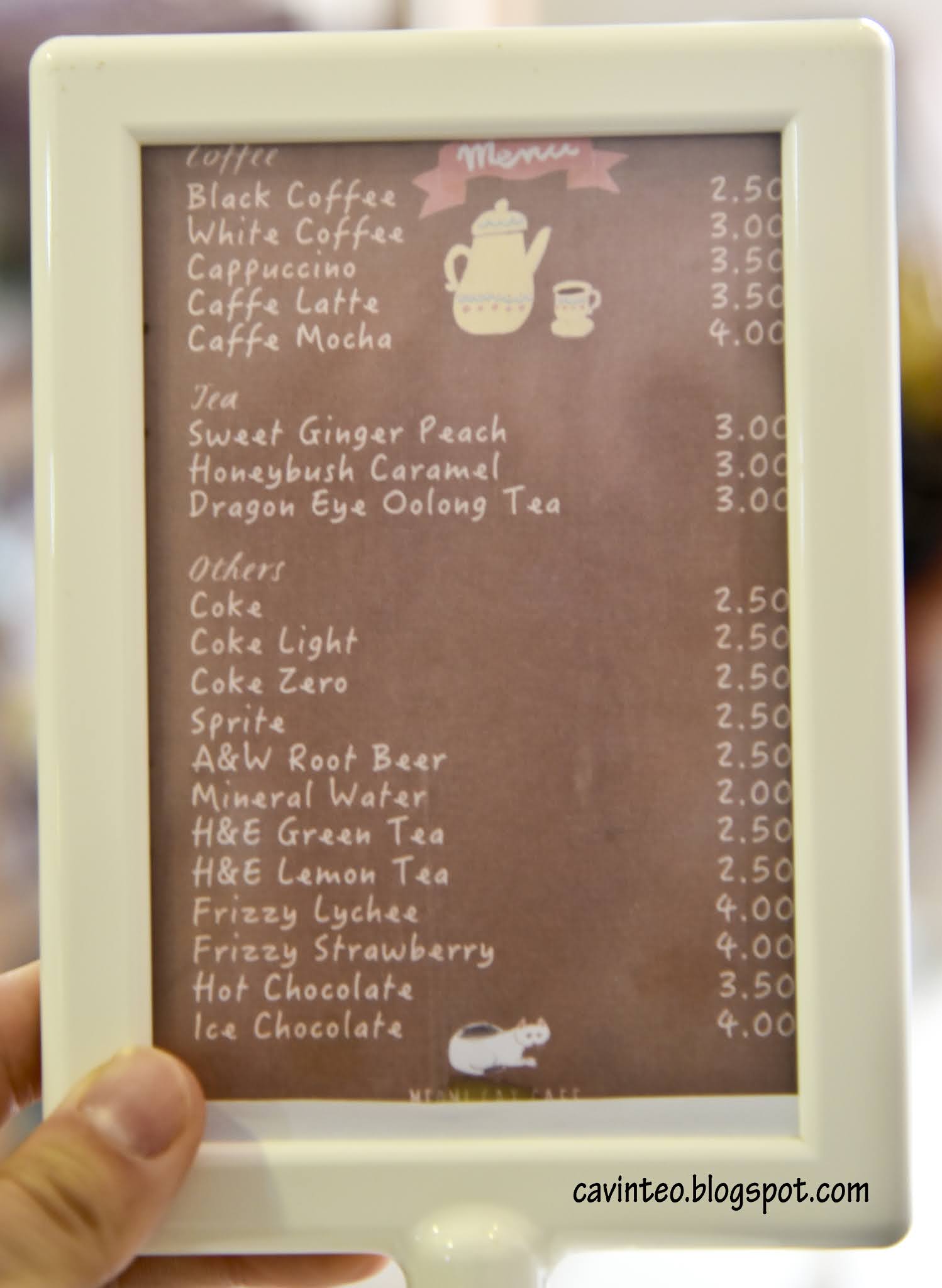 Entree Kibbles Meomi Cat Cafe Bugis (Near Haji Lane) in Singapore 