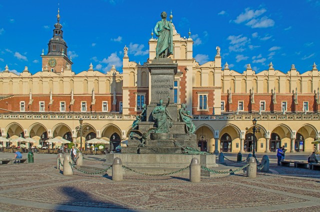 Cracovia - Palazzo dei Tessuti - Poracci In Viaggio cracovia-palazzo-dei-tessuti-poracci-in-viaggio