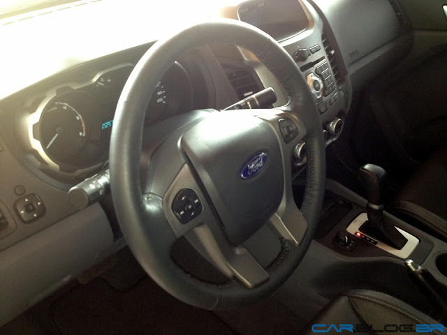 Ford Ranger XLT 3.2 Diesel - interior