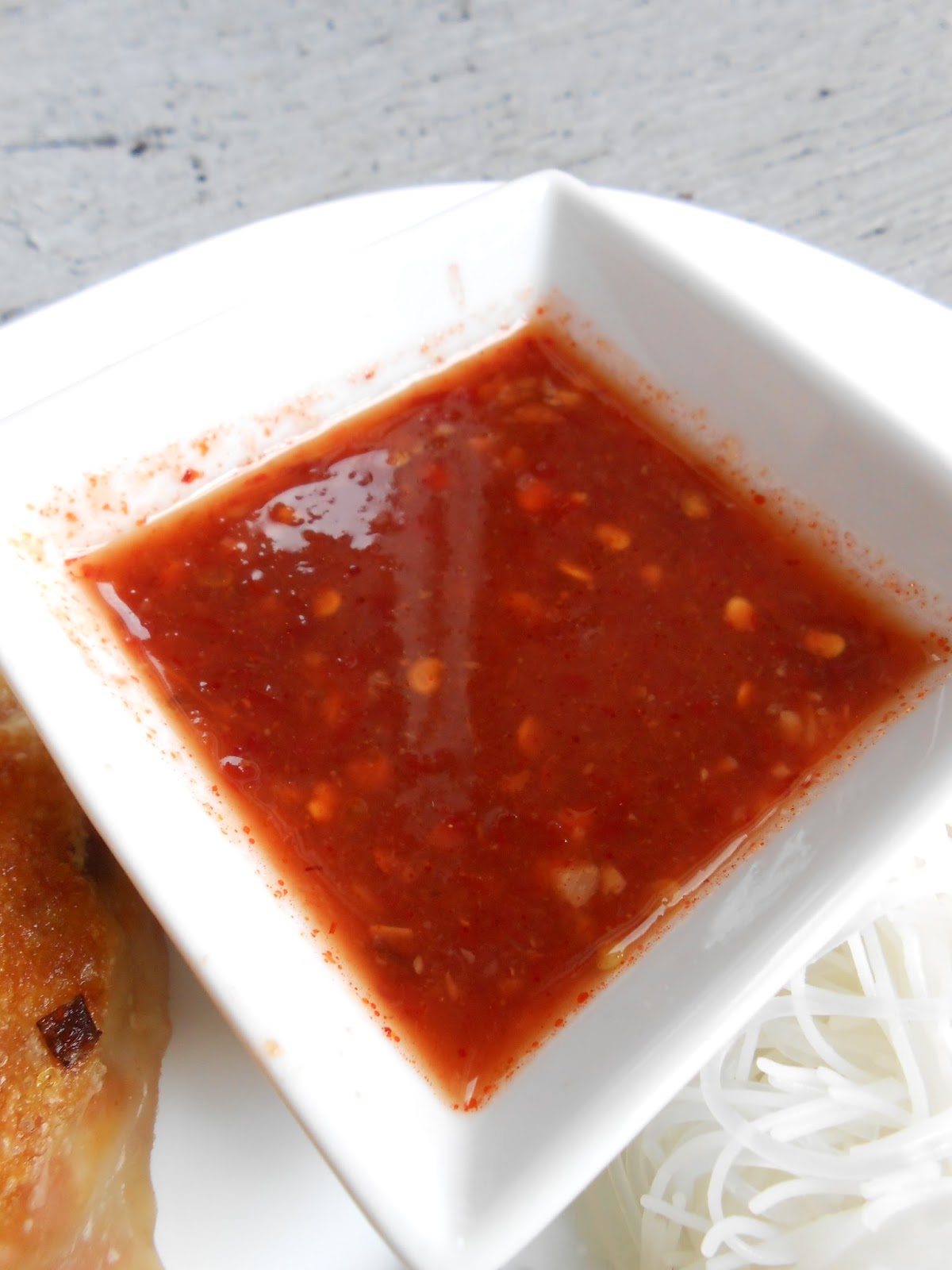 Eat cook and love Dumplings rôtis au tofu fumé, sauce chili sucrée maison