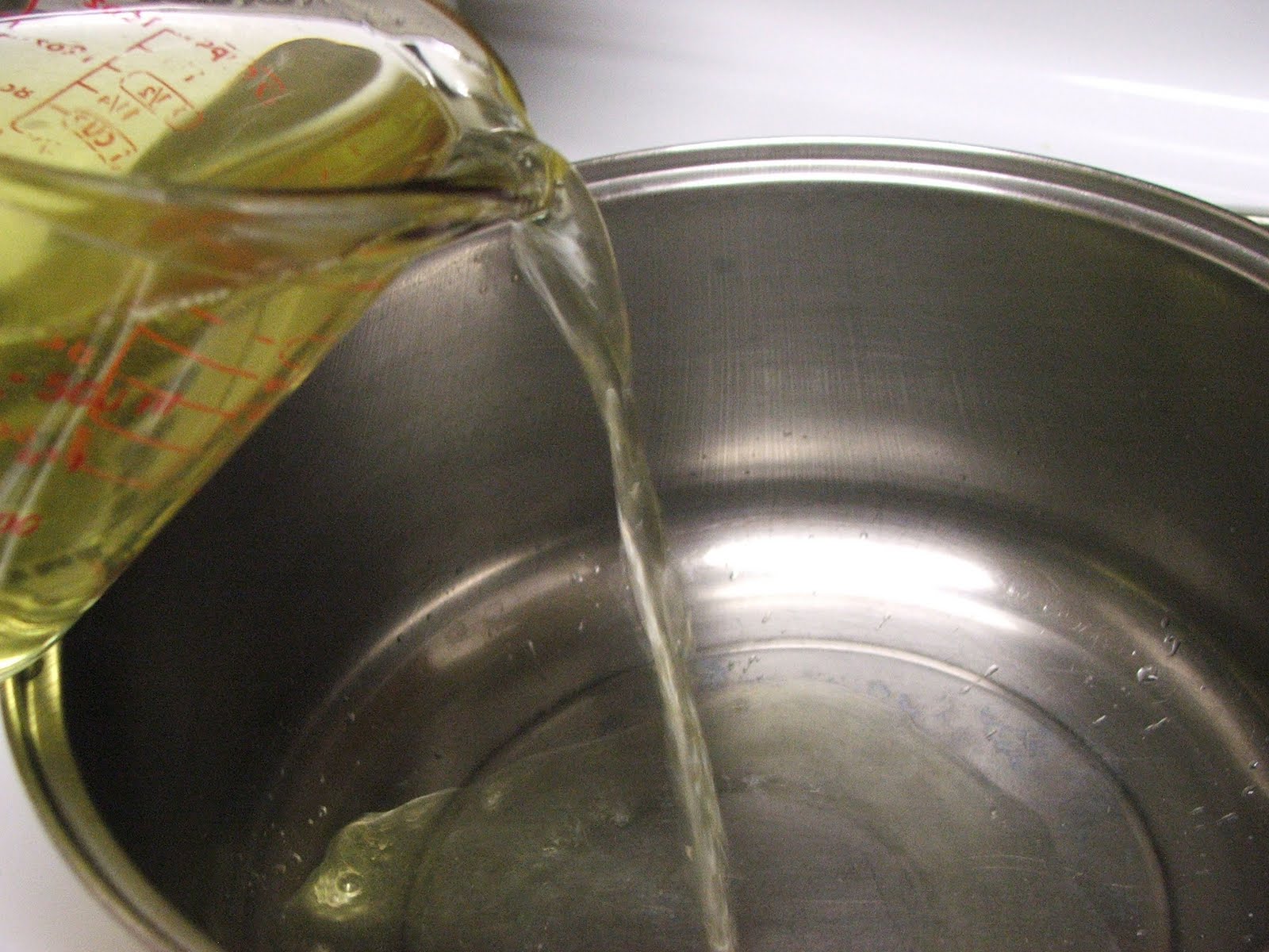 Canning Granny Canning Lemon Squash (Lemonade Concentrate)