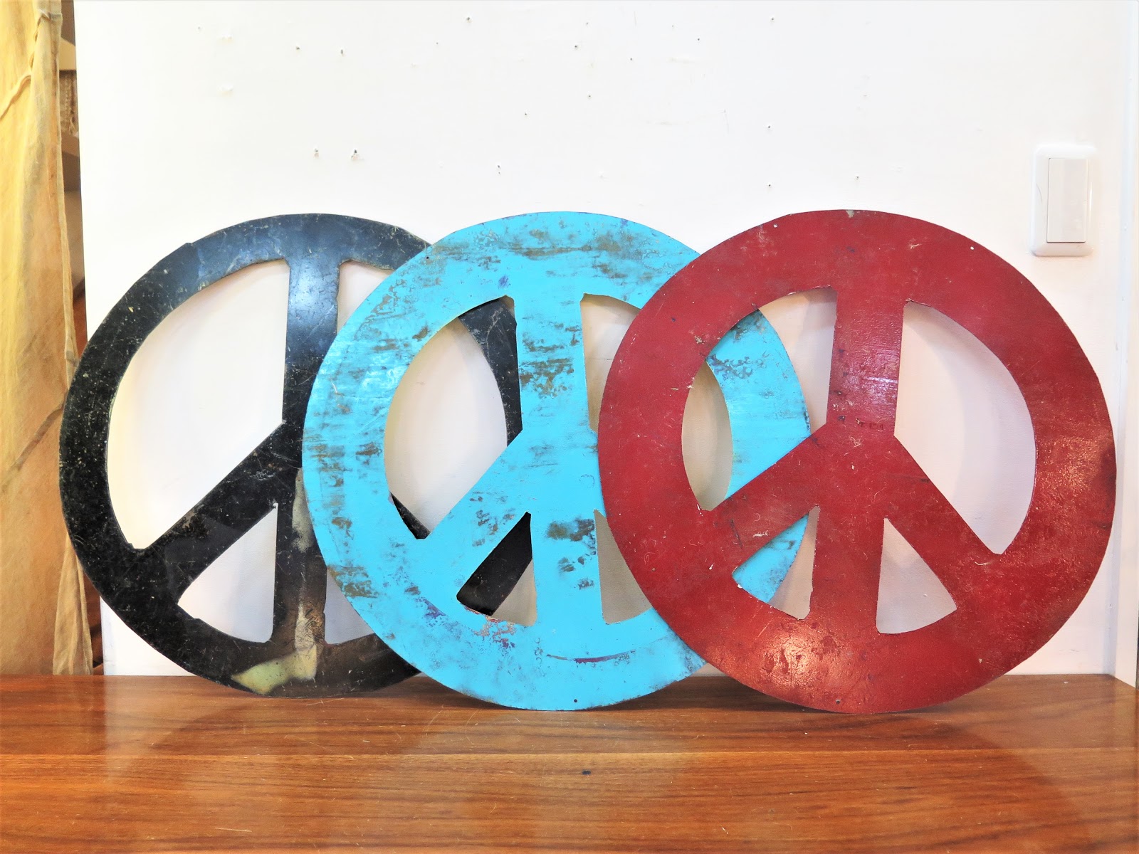 Want Antique Inc Speace Age Items Life Store