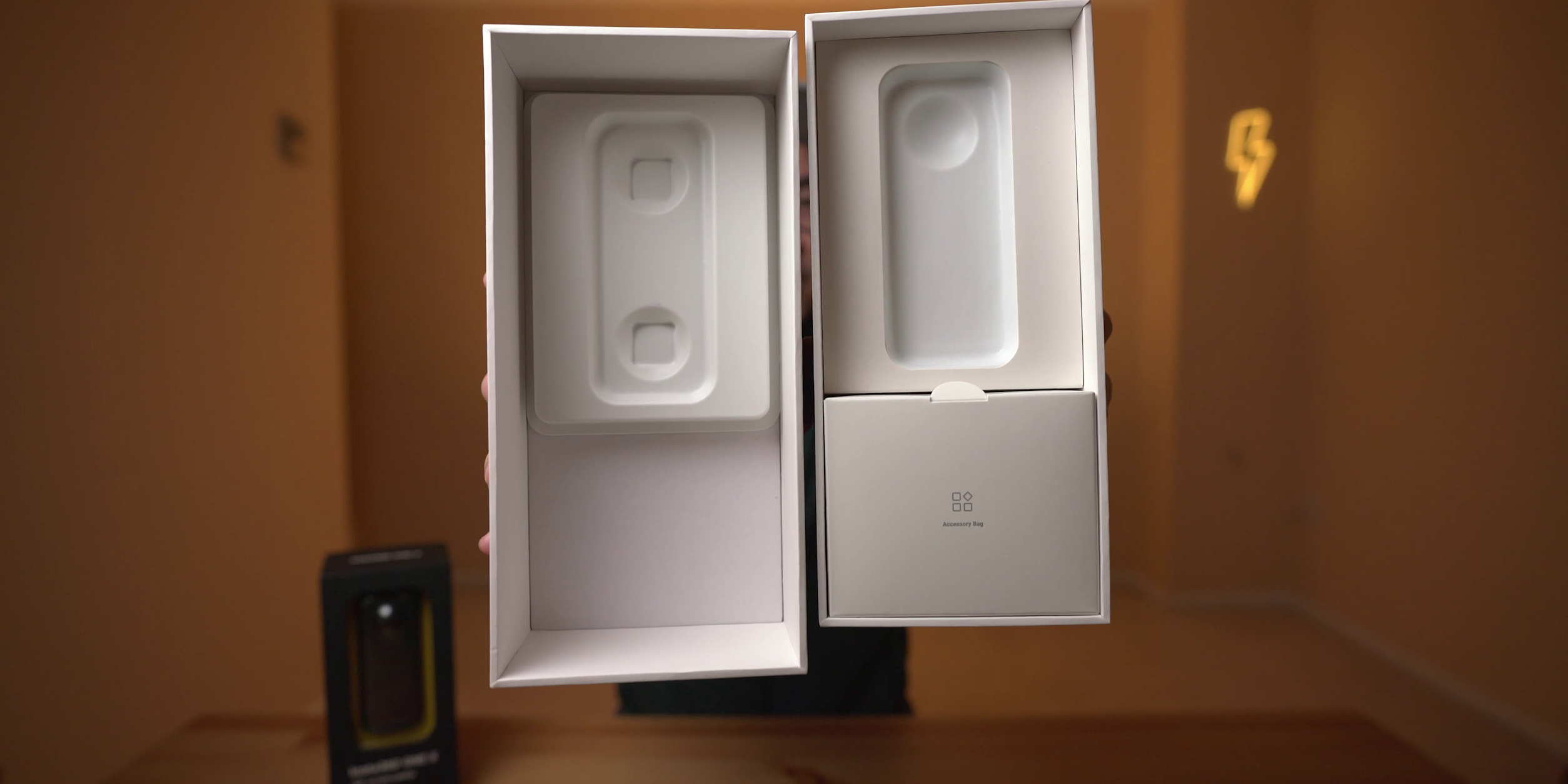 Insta360 ONE X2 開箱：5個包裝、外觀、設計的不同（跟ONE X比較）