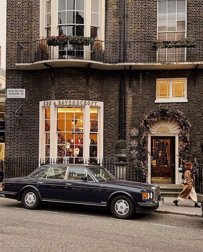 Weekday Wanderlust | Holiday 2019 Inspiration: Christmastime in London