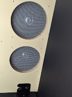 Casio AP-710 internal speaker system