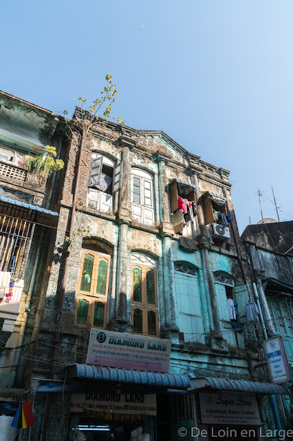 Chinatown-Yangon-Myanmar-Birmanie
