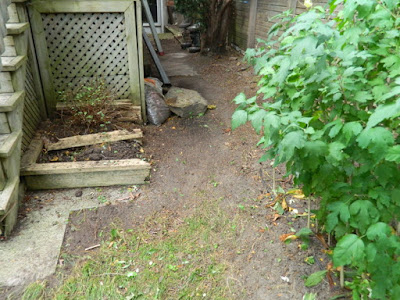 Toronto High Park Back Yard Fall Cleanup After by Paul Jung Gardening Services--a Toronto Organic Gardener Toronto High Park Back Yard Fall Cleanup After by Paul Jung Gardening Services--a Toronto Organic Gardener