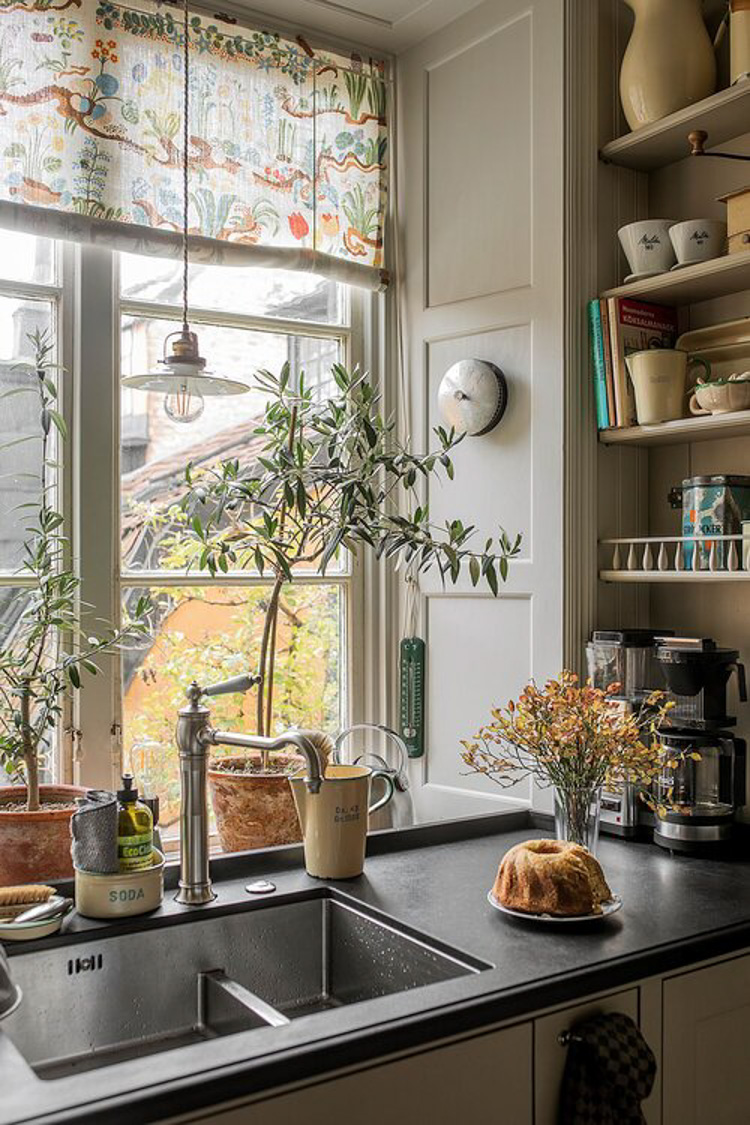A Charming Apartment In Stockholm Where Past And Present Meet