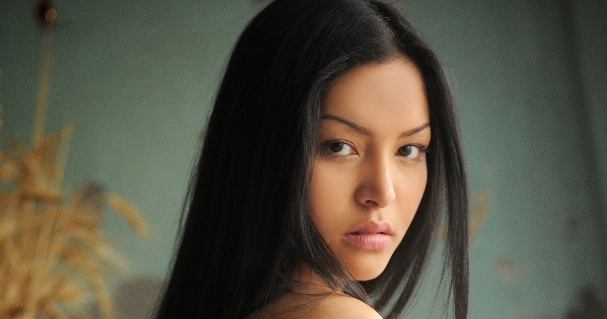 Nudes and Explicit Content: China