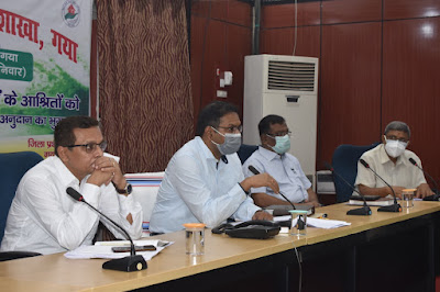 DMandYojanaReview: जिले की जनोपयोगी योजनाओं पर डीएम की समीक्षा, DM's review on the public utility schemes of the district, AnjNewsMedia
