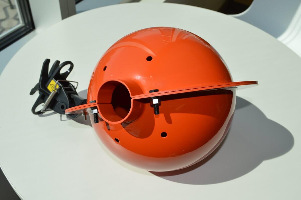 A Quoi Sert Les Boule Sur Les Cable Electrique Quelles sont ces balles suspendues sur les lignes électriques?