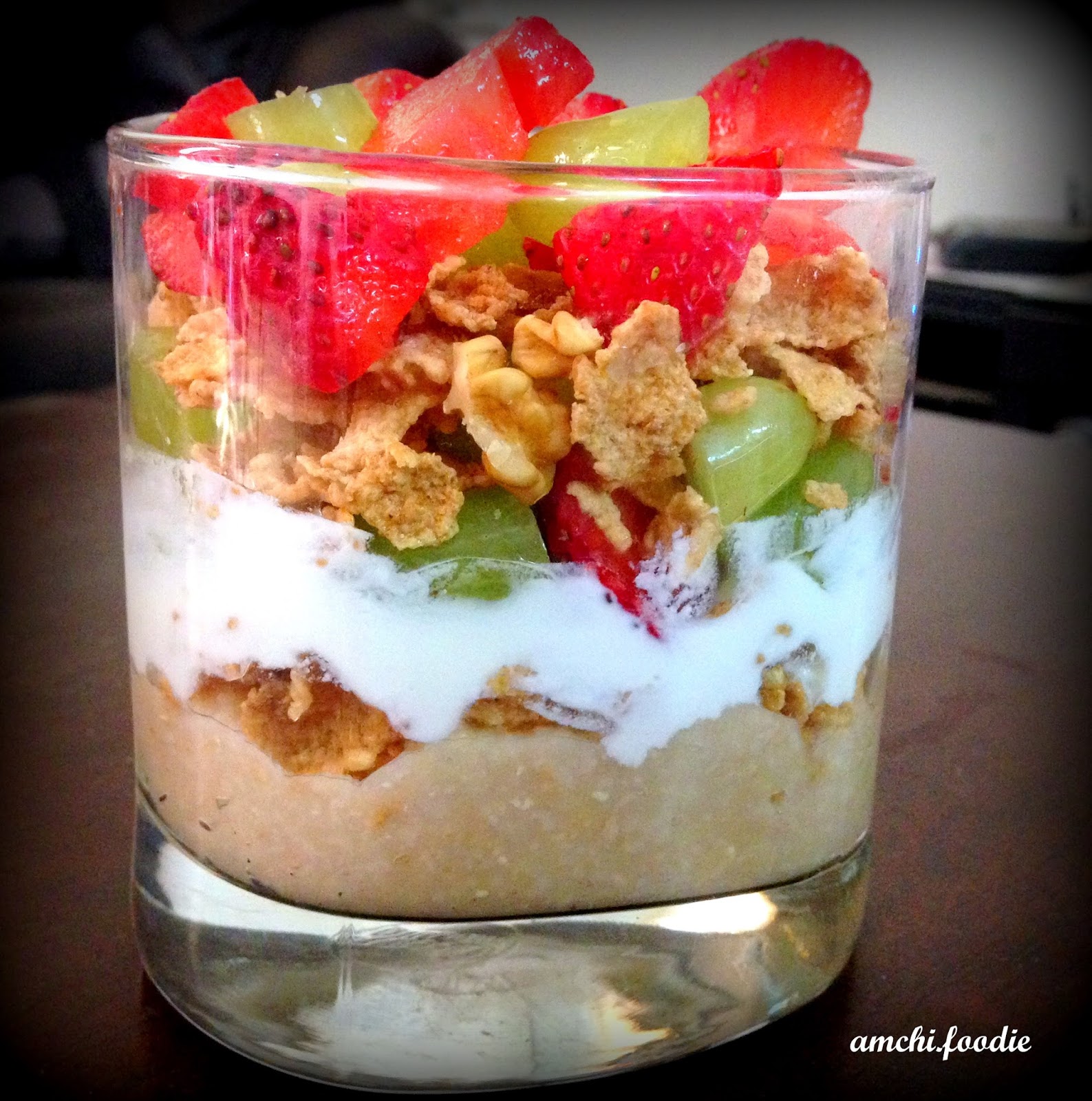 Amchi Foodie Recipe Oats Yogurt Parfait with Fruits