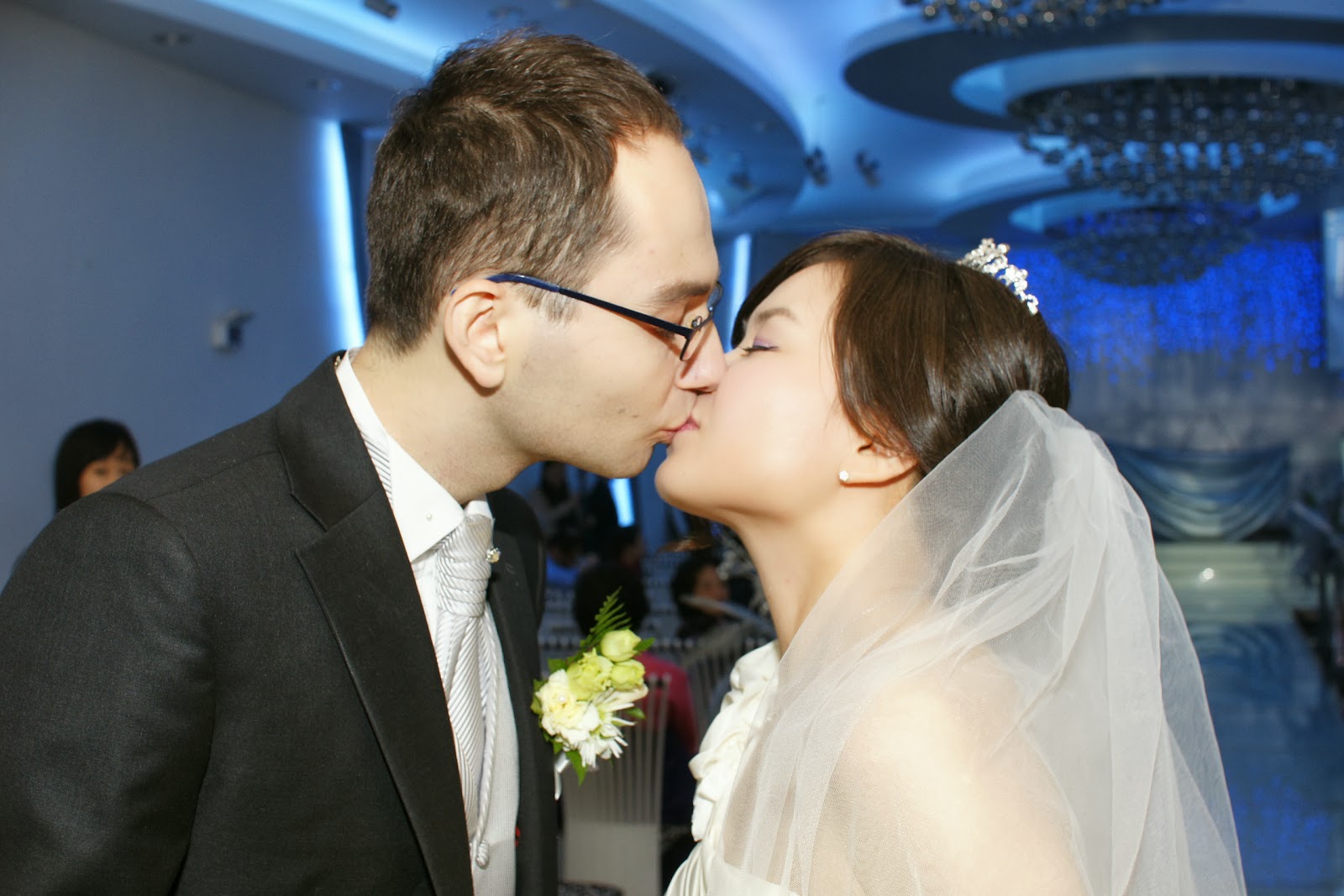 русско корейские браки. русско корейские браки. корейская свадьба южная корея. кореец и русская брак. брак с корейцем.