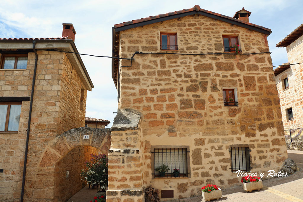 Casas de Castil de Lences