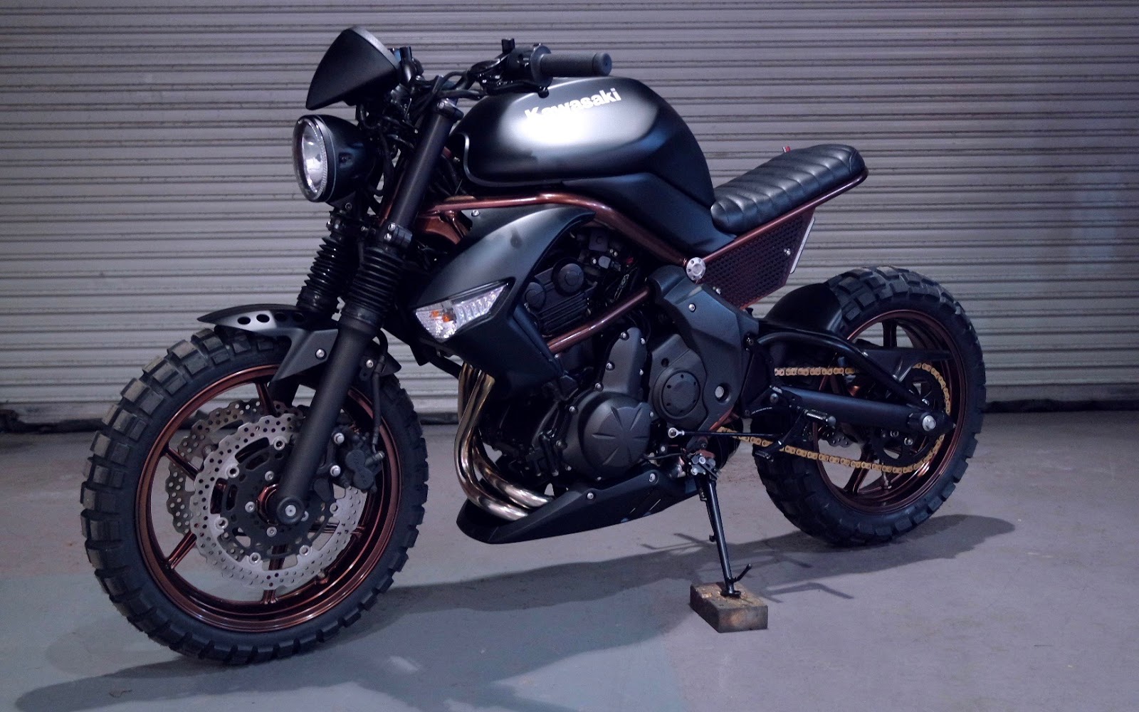 Kawasaki er6n скремблер