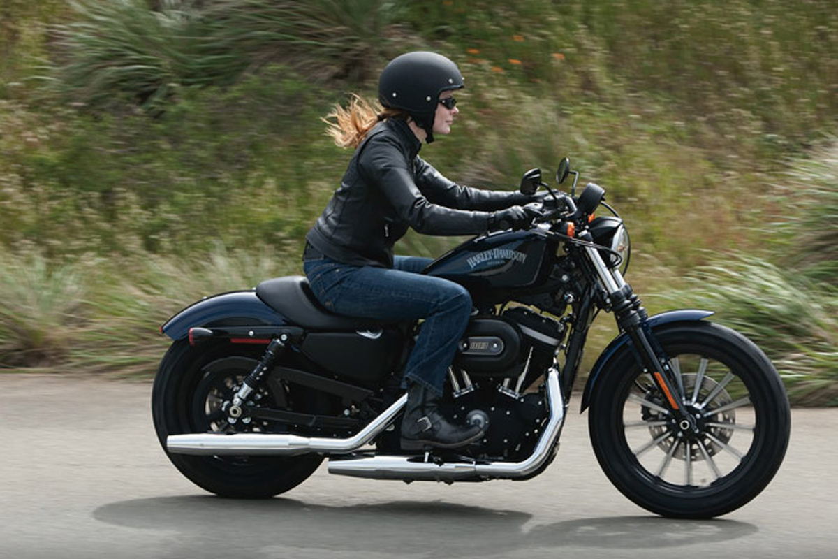 foto moto harley davidson 883