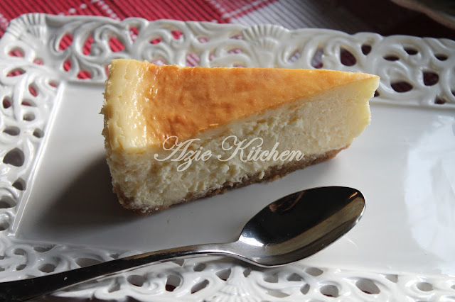 Creamy Cream Cheese Cheesecake