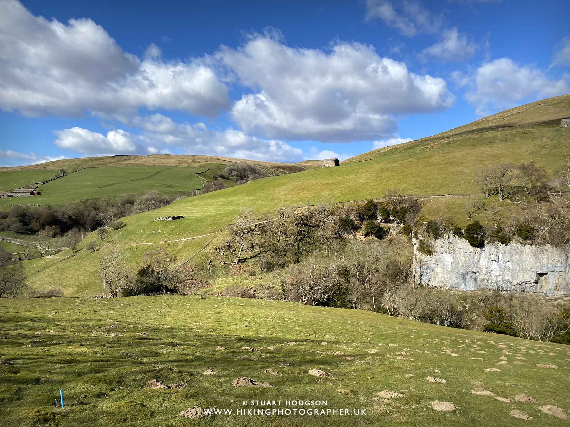 Keld muker walk circular river swaledale yorkshire dales wildflower meadow