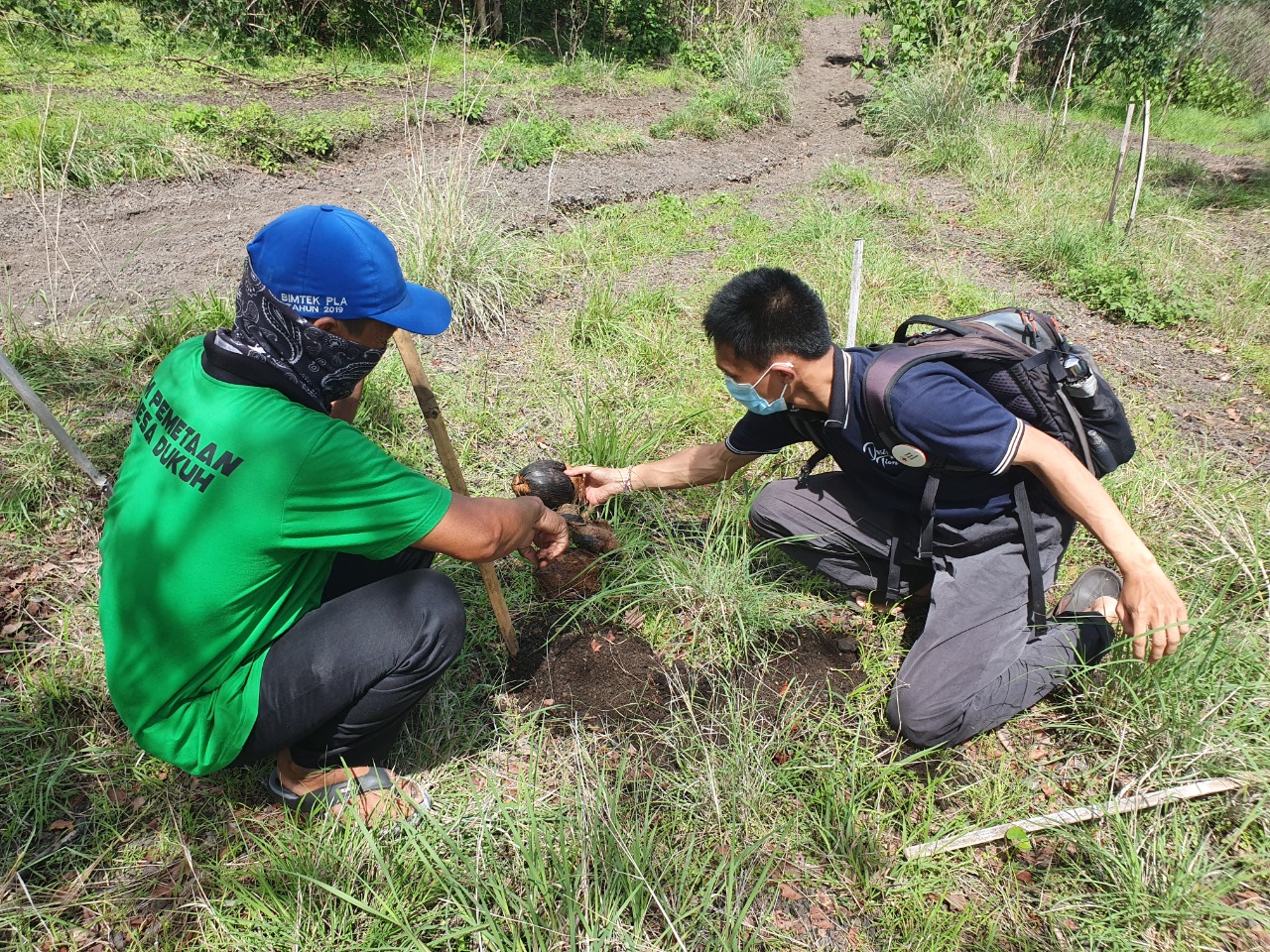 Program Adopsi Inti Restorasi Jaga Keberlanjutan Hutan Desa Dukuh Karangasem