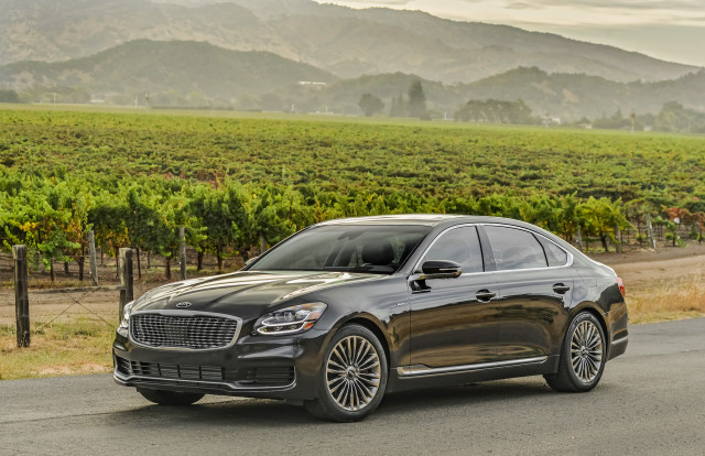 2020 Kia K900 Review