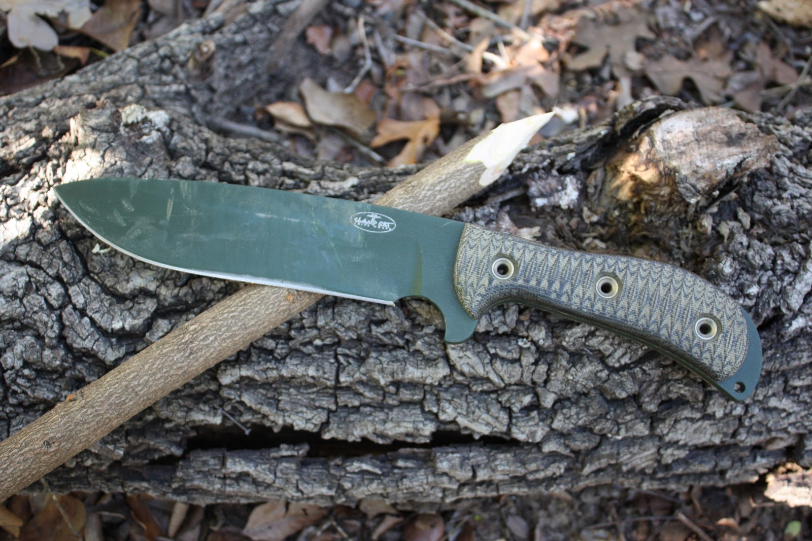 Outdoor Connections Swamp Rat Knives Chopweiler Knife in Green/Black