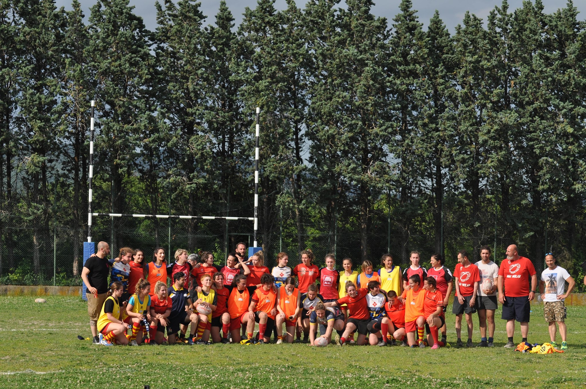 R U G B Y T O T A L E & SOCIALE RUGBY VENJULIA A Trieste il rugby è