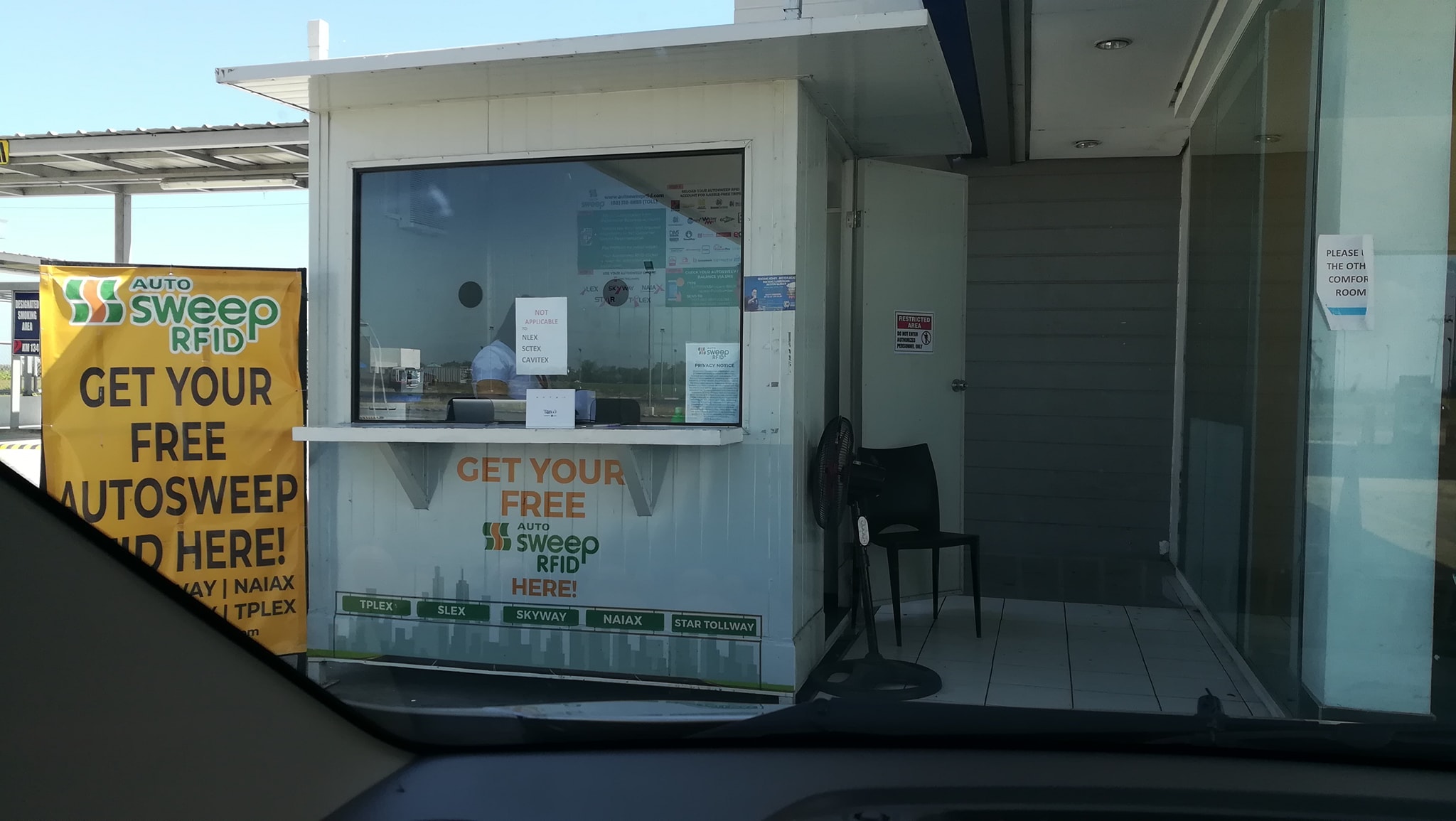 Your complete guide to NLEX, SCTEX, TPLEX exits, gas/food stops