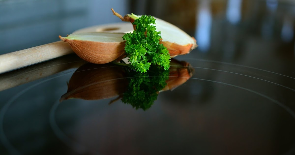 Parsley The Herb for Garnishing, Flavoring and Medicine