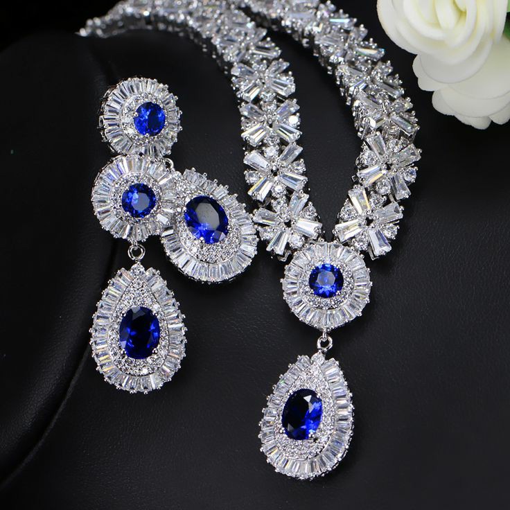 Blue sapphire diamond necklace