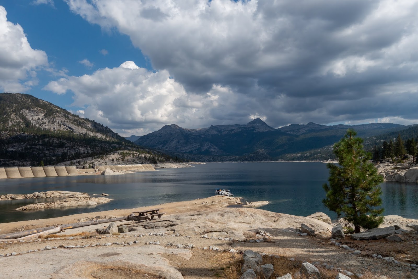 Fresno Climber Backpacking Florence Lake to Evolution valley