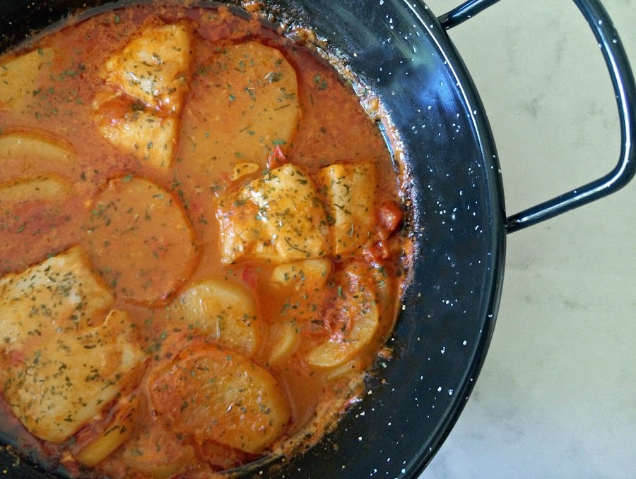 Guiso-patatas-con-bacalao