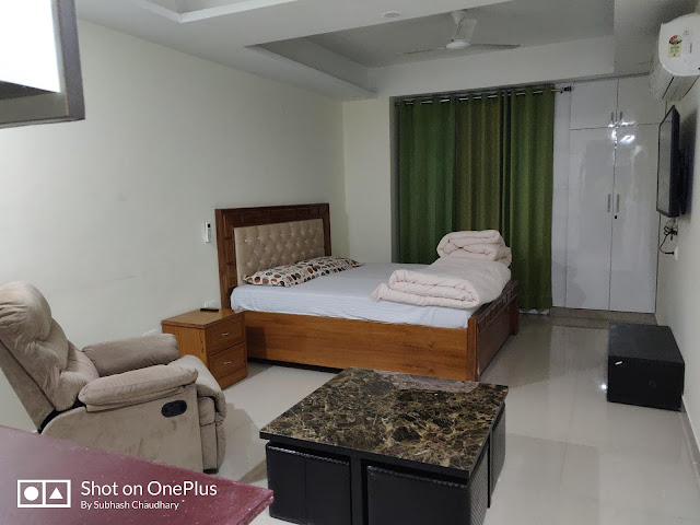 STUDIO  HOTEL APARTMENT IN DEHRADUN FOR RENT PER DAY WEEK OR MONTHLY BASIS