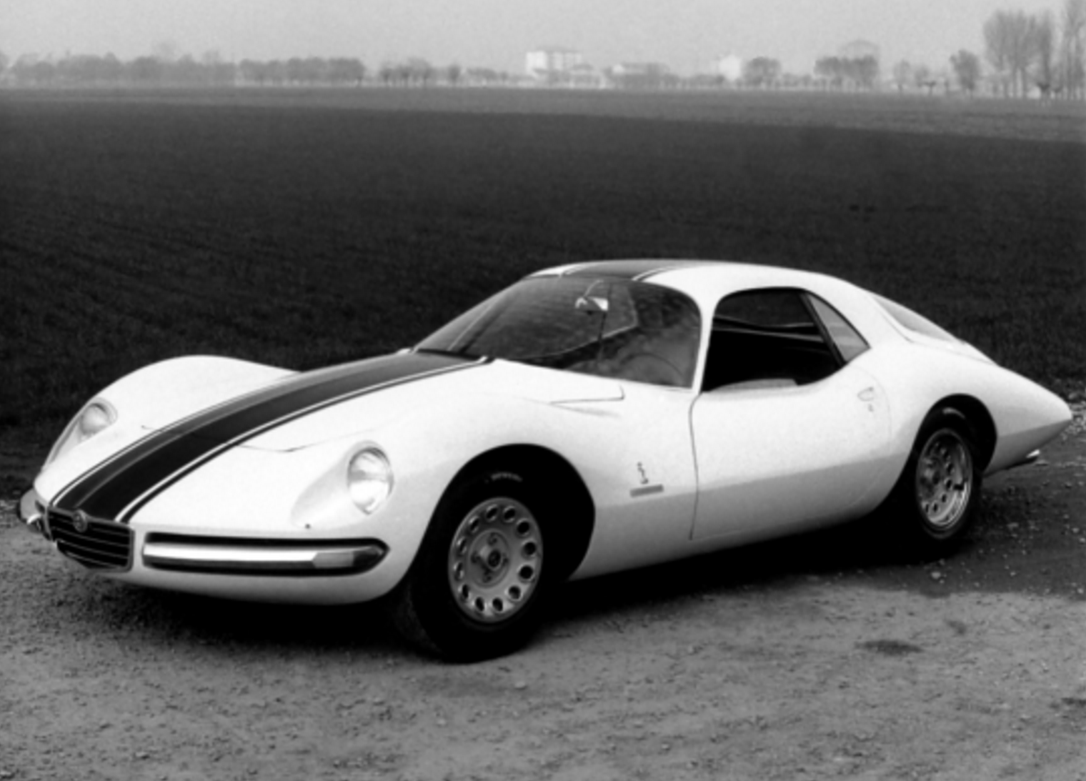 Альфа Ромео Pininfarina