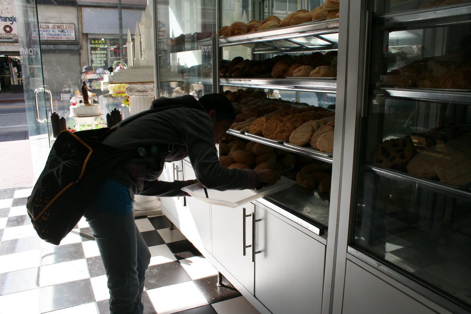 Gourmet L.A. Bakery...Downtown L.A. — HUNGRY CAKES