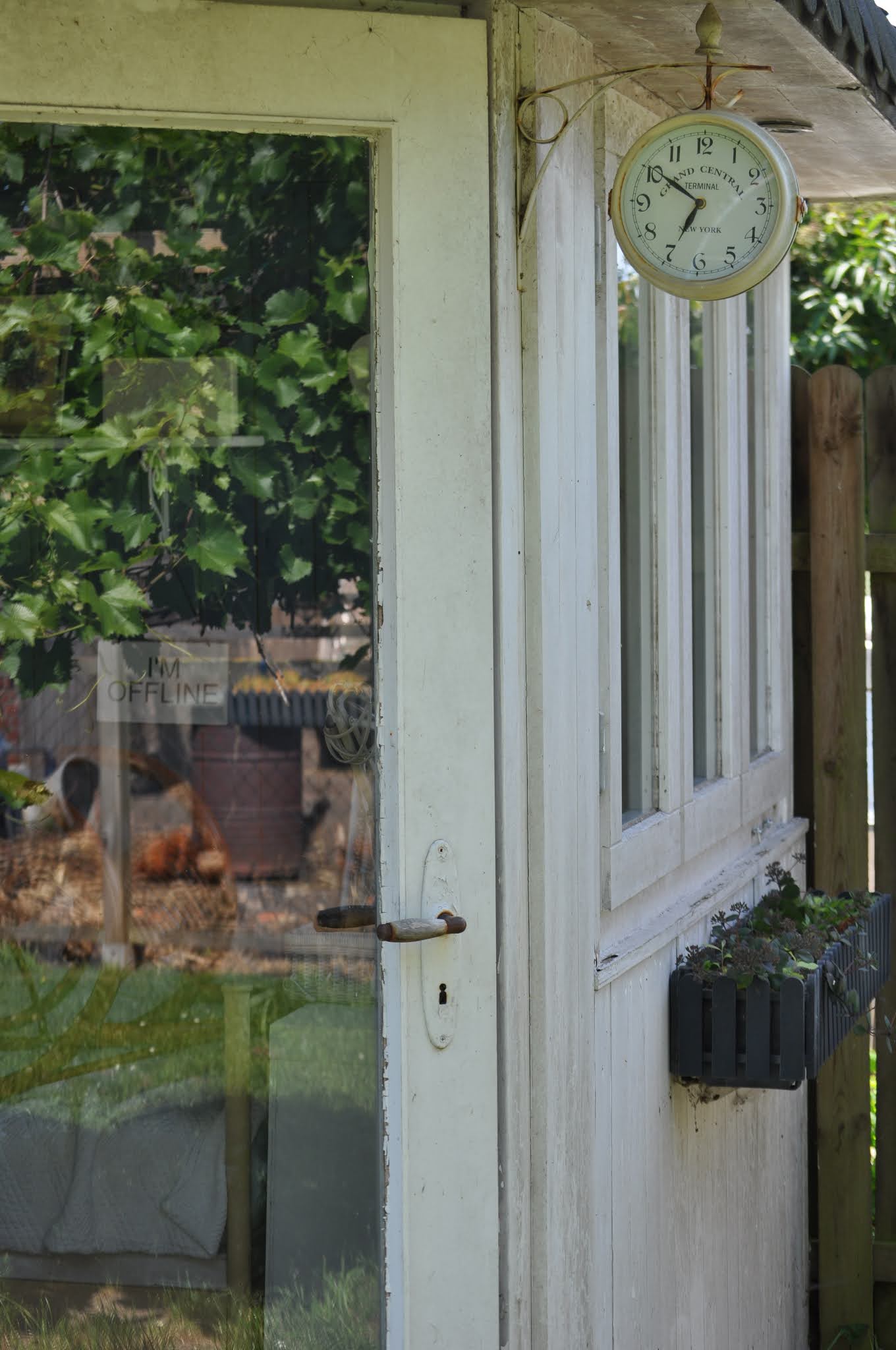 ICH NEHM EUCH MIT IN DEN GARTEN HINTERM HAUS