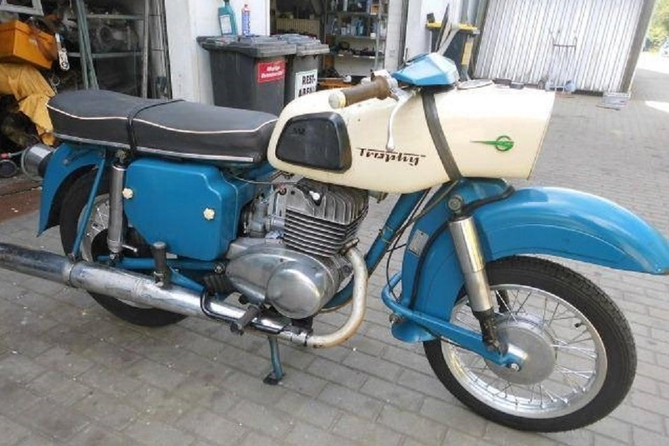 1967 - MZ TROPHY - CATÉGORIE UGLY